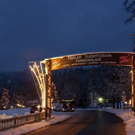 Appartementhaus Zugspitzblick Hotel 4*